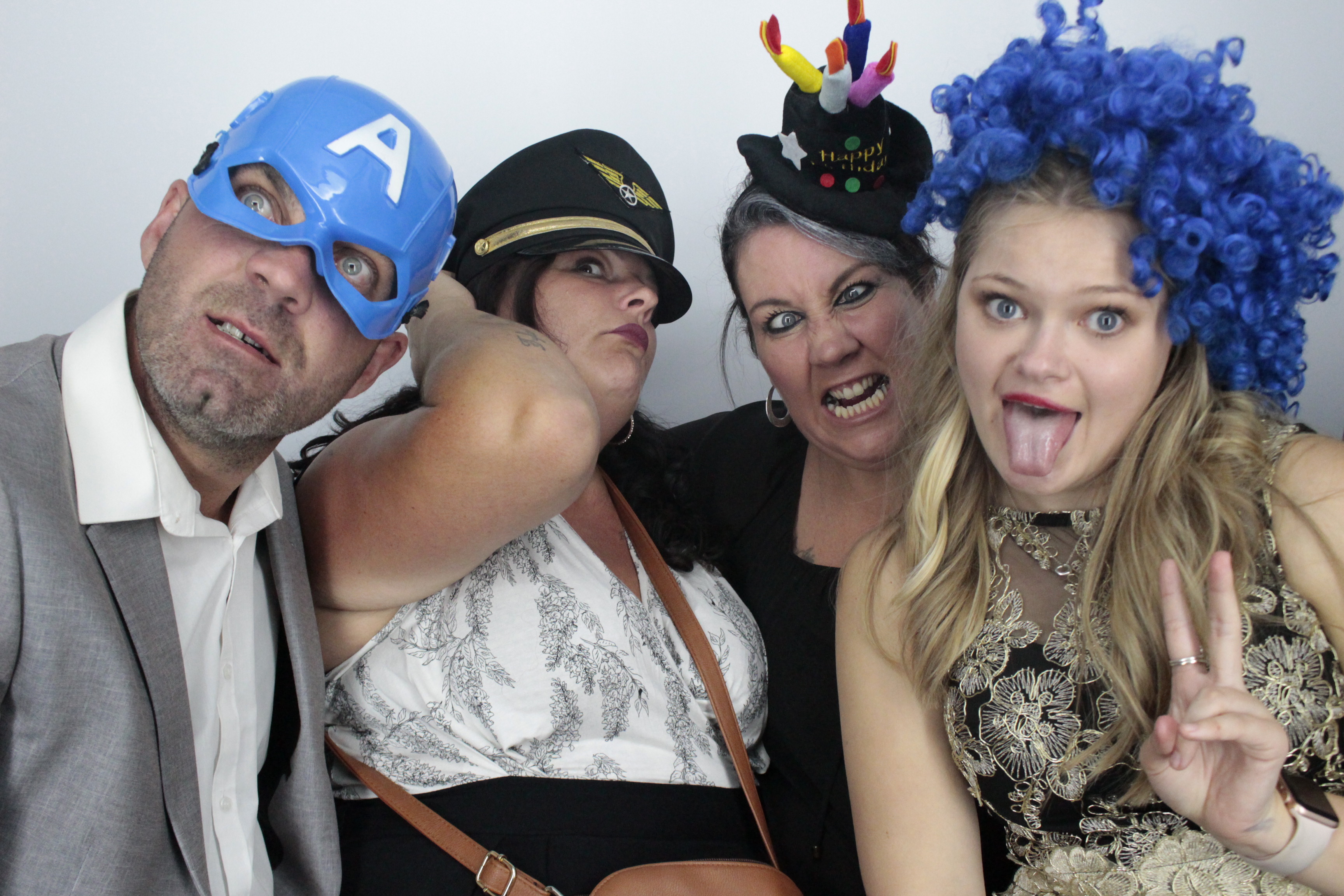 Morgan's 21st Birthday  | View more photos from the event at gallery.myphotoboothexperience.co.uk/u/MyPhotoBoothExperienceLtd/Morgans-21st-Birthday